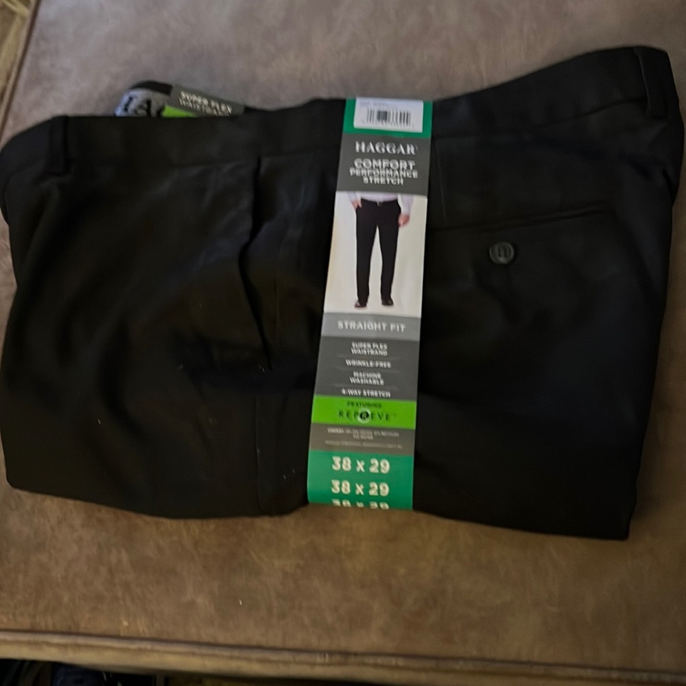 New men’s black dress pants